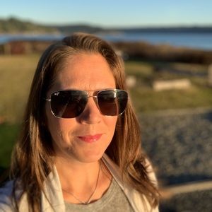 Meet your Posher, Amy